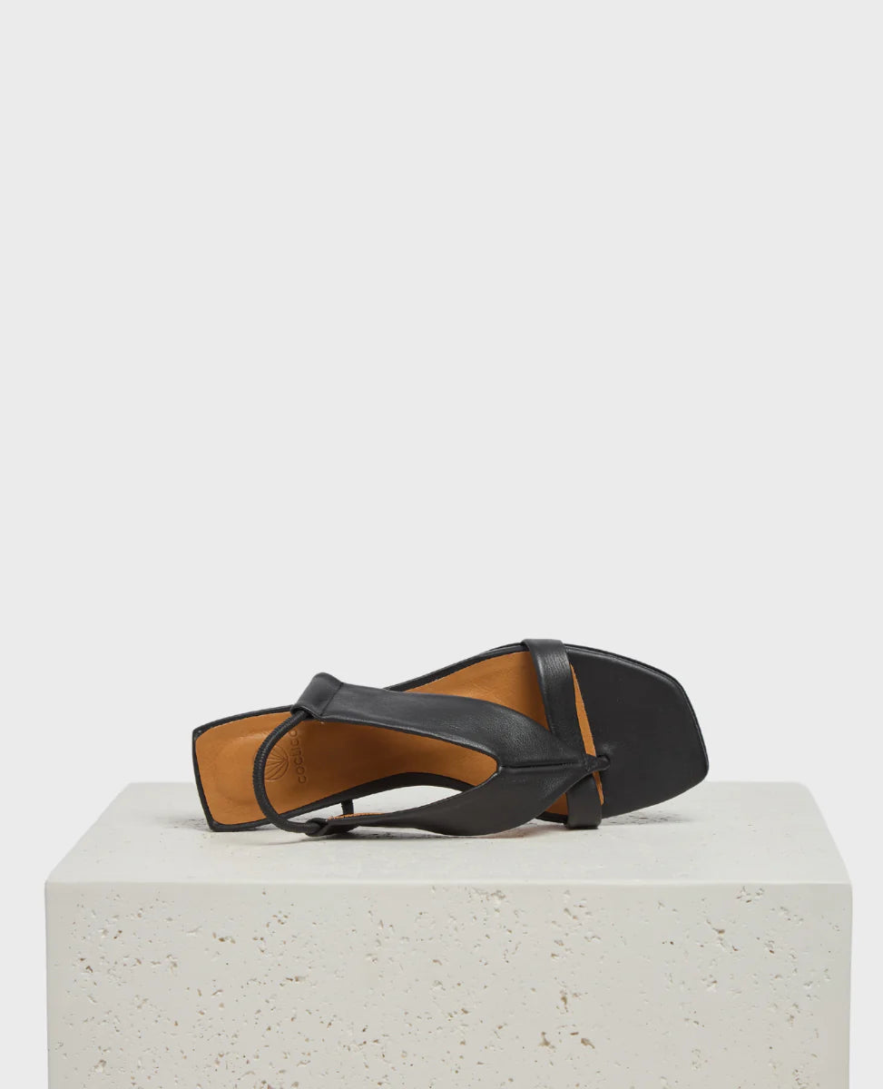 Finch Sandal
