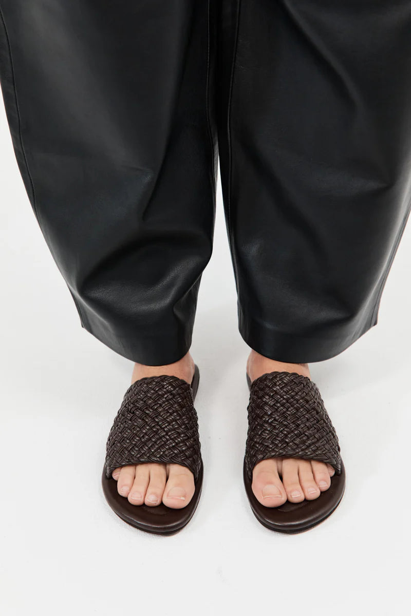 Woven Minimal Slide