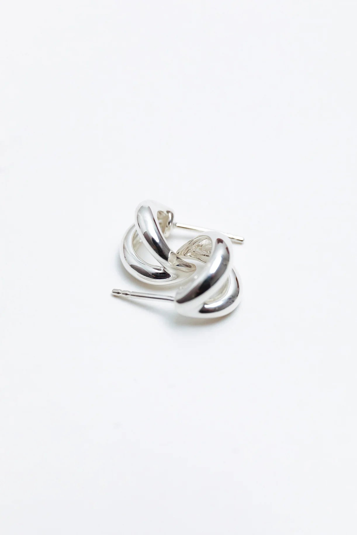 Via Earings Small