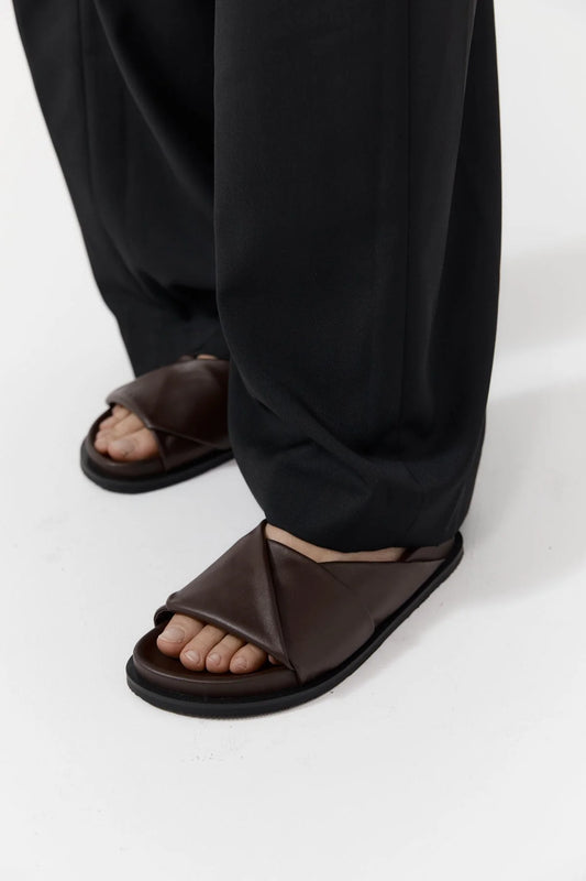 Fold Detail Slide