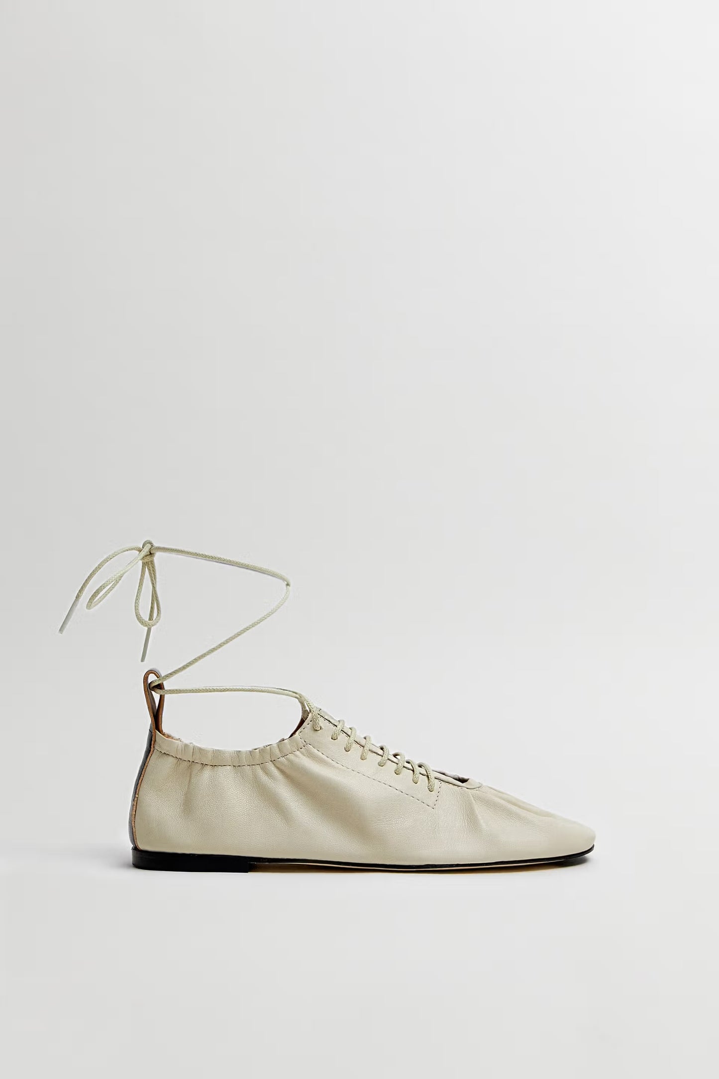 Consuelo Cream Lace Ballerinas