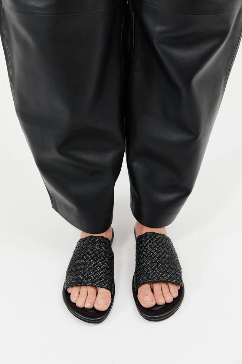 Woven Minimal Slide