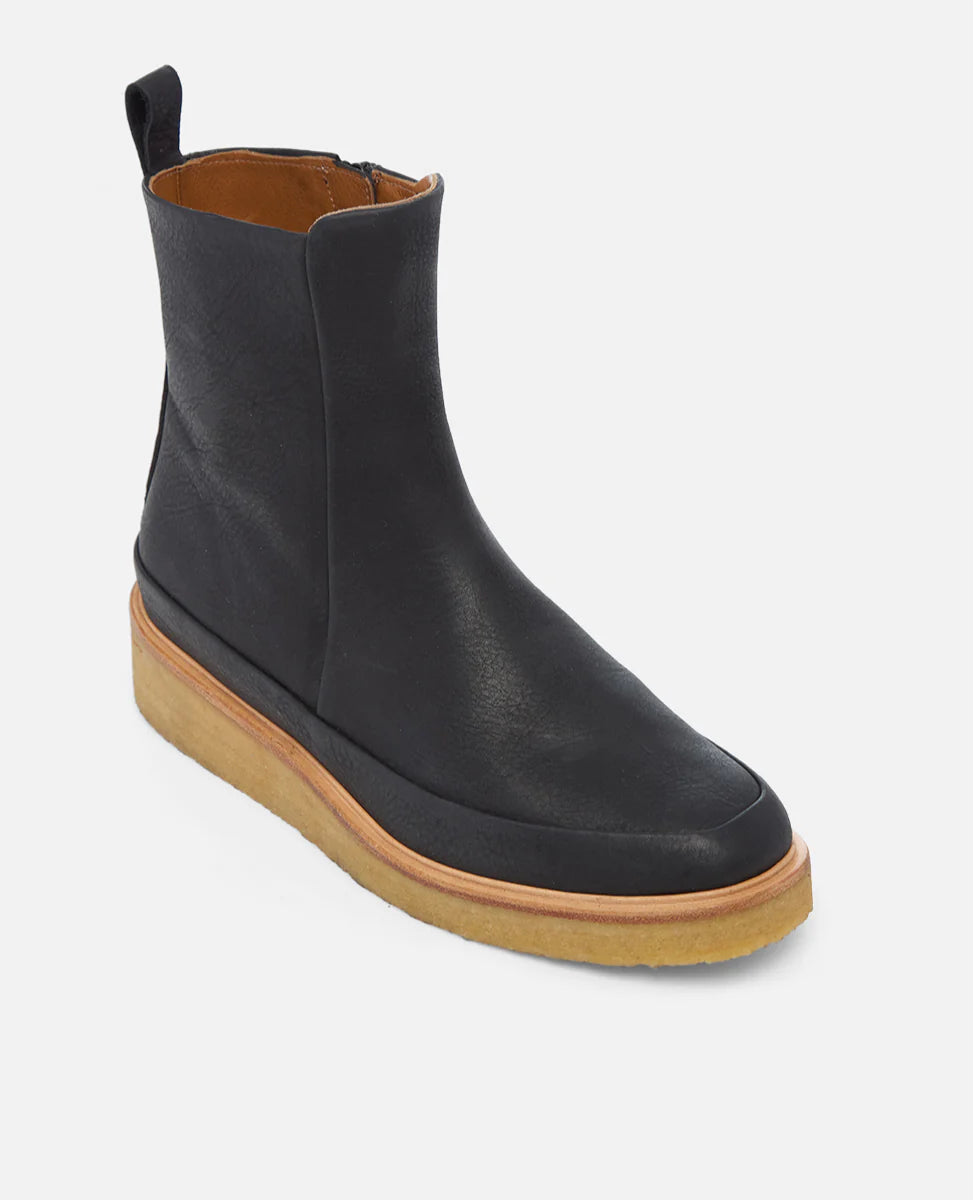 Hip Boot