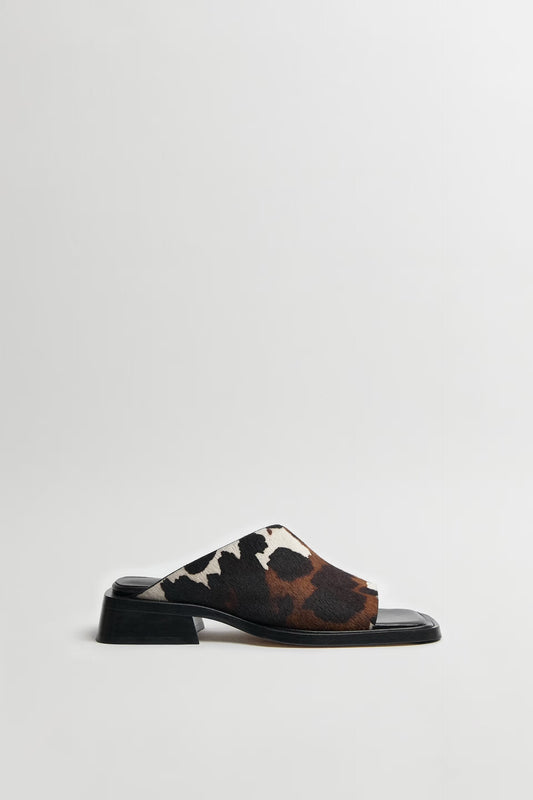 Alendra Cow Print